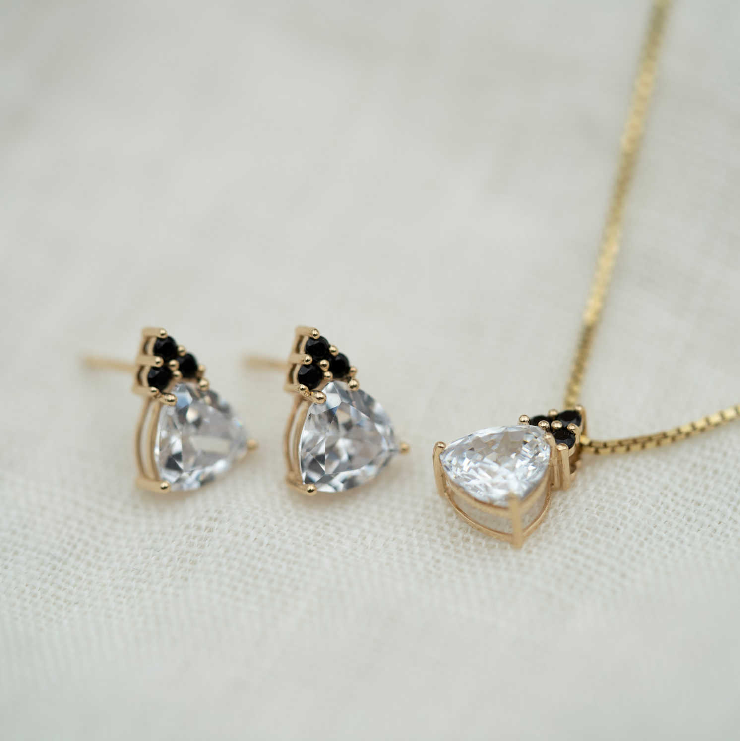 Anheng i gull med sort nano sten - Bilde 2