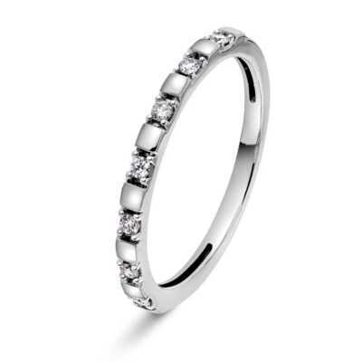 Ring i gull med diamanter 0,10 ct WP